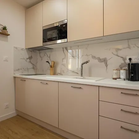 306 Chanzy - Boheme Chic - Cosy - Centre Apartment *